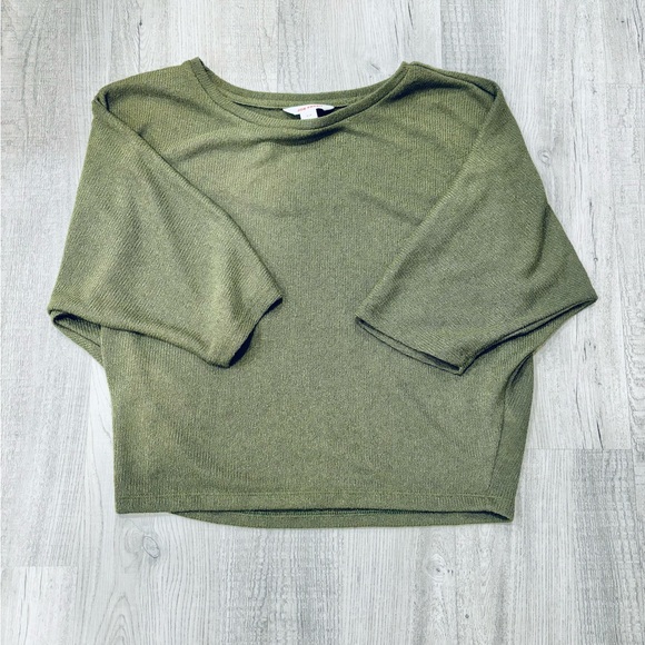 NWT Joe Fresh Cropped Knit Olive Green Baggy Sweater Size Small - Picture 4 of 5